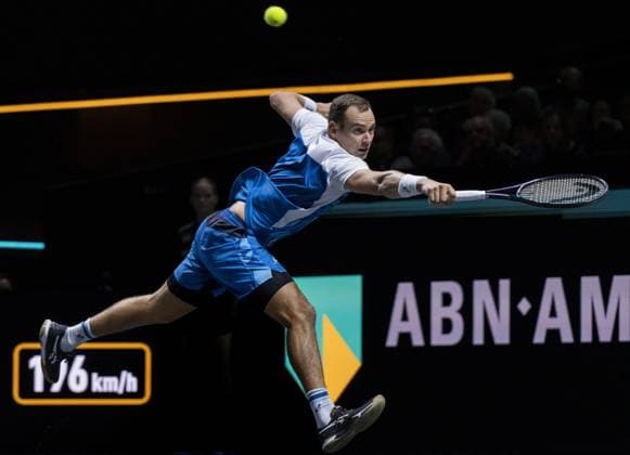 ROTTERDAM - Roman Safiullin (RUS) in action against Holger Rune (DEN) on the third day of the ABN AMRO Open tennis tournament in Ahoy. ANP SANDER KONING Third day 2024 xVIxANPxSportx xxANPxIVx 491108179 originalFilename: 491108179.jpg