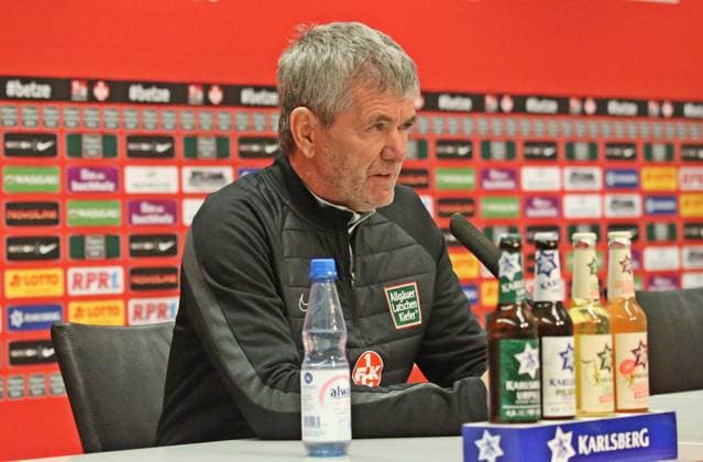 14 02 2024, xmohx, Soccer 2 Bundesliga, 1 FC Kaiserslautern Training emspor, v l Coach Friedhelm Funkel at the first official press conference DFL DFB REGULATIONS PROHIBIT ANY USE OF PHOTOGRAPHS as IMAGE SEQUENCES and or QUASI VIDEO Kaiserslautern