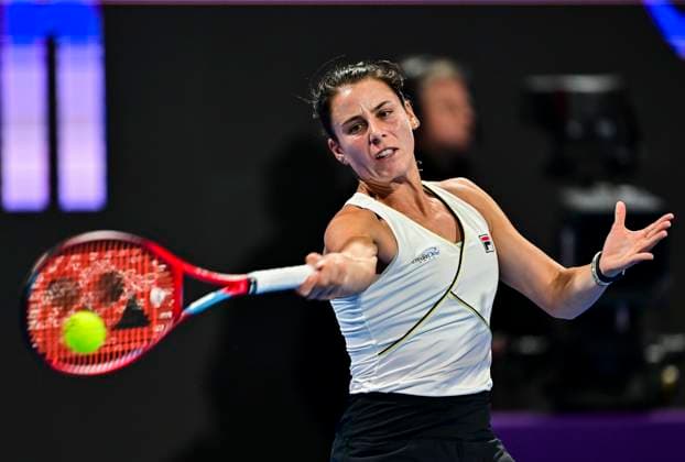 Qatar TotalEnergies Open - Day 4 Emma Navarro of the US is playing in her third-round match against Elena Rybakina of Kazakhstan at the WTA, Tennis Damen 1000-Qatar TotalEnergies Open tennis tournament at the Khalifa International Tennis Complex in Doha, Qatar, on February 14, 2024. DOHA Qatar  Copyright: xNoushadxThekkayilx originalFilename:varittyakkal-qatartot240214_np49r.jpg