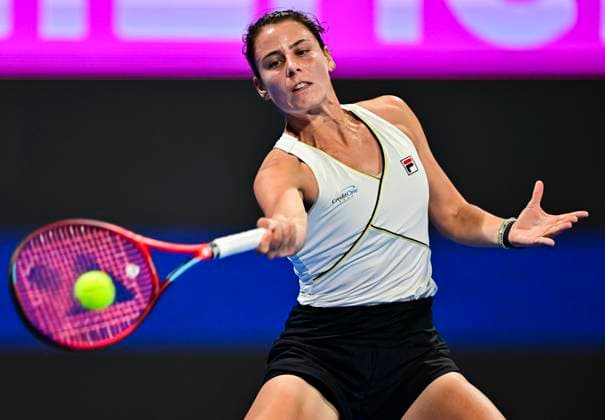 Qatar TotalEnergies Open - Day 4 Emma Navarro of the US is playing in her third-round match against Elena Rybakina of Kazakhstan at the WTA, Tennis Damen 1000-Qatar TotalEnergies Open tennis tournament at the Khalifa International Tennis Complex in Doha, Qatar, on February 14, 2024. DOHA Qatar  Copyright: xNoushadxThekkayilx originalFilename:varittyakkal-qatartot240214_npp68.jpg