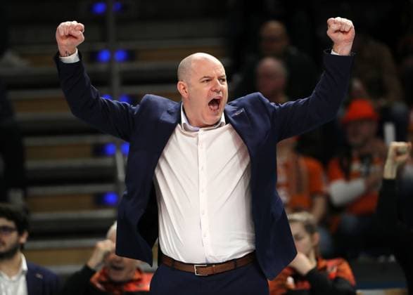 Coach Joel Banks cheers Joy Emotion Cheers Sport Volleyball Bundesliga Men Season 2023 2024 14 02 2024 BR Volleys Berlin BRV vs FW 1844 Freiburg