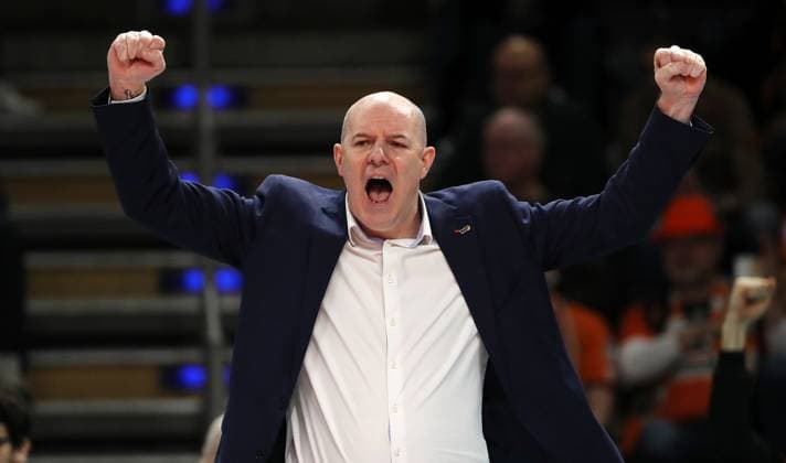 Coach Joel Banks cheers Joy Emotion Cheers Sport Volleyball Bundesliga Men Season 2023 2024 14 02 2024 BR Volleys Berlin BRV vs FW 1844 Freiburg