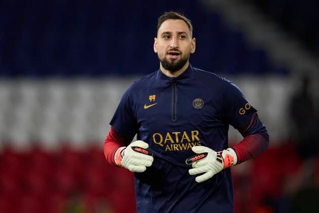 Paris Saint-Germain v Real Sociedad: Round of 16 Leg One - UEFA Champions League 2023 2024 Gianluigi Donnarumma of Paris Saint-Germain looks on prior the UEFA Champions League match between Paris Saint-Germain and Real Sociedad at Parc des Princes on February 14, 2024, in Paris, France. Paris Parc des Princes Paris France RL_PSGvRSO_009 Copyright: xRicardoxLarreinax