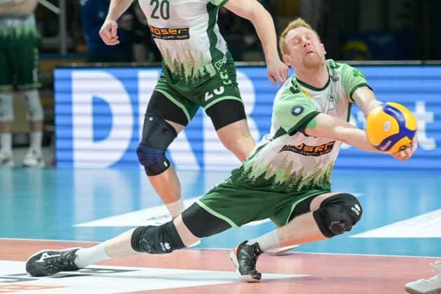 Berlin, Germany February 14, 2024 1 VBL 2023 2024 Berlin Recycling Volleys vs FT 1844 Freiburg In the picture ball reception Yannick Harms FT Freiburg Copyright: xFotostandx xReuhlx