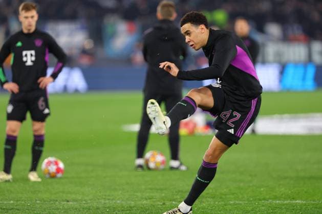 UEFA CHAMPIONS LEAGUE 2023-2024 - Round 16 - SS Lazio vs Bayern Munchen, Olympic Stadium in Rome Rome, Italy 14.2.2024: Jamal Musiala of Bayern Munchen during warm-up before the Uefa Champions League 2023-2024, round of 16 football match SS Lazio vs FC Bayern Mucnhen at Olympic Stadium in Rome. Rome Olympic italy italy Copyright: xmarcoxiacobucci