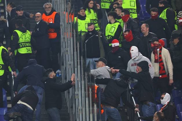 UEFA CHAMPIONS LEAGUE 2023-2024 - Round 16 - SS Lazio vs Bayern Munchen, Olympic Stadium in Rome Rome, Italy 14.2.2024: incidents between fans before the Uefa Champions League 2023-2024, round of 16 football match SS Lazio vs FC Bayern Mucnhen at Olympic Stadium in Rome. Rome Olympic italy italy Copyright: xmarcoxiacobucci