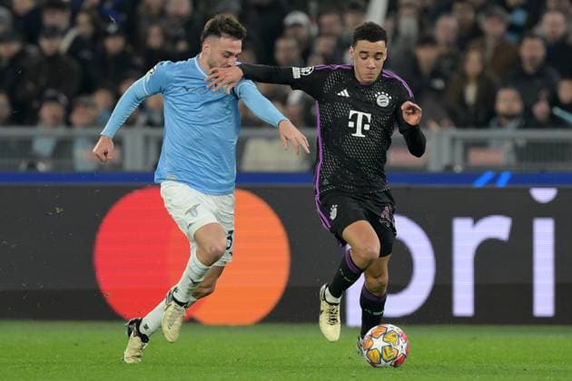 Foto Alfredo Falcone LaPresse 14 Febbraio 2024 Roma (Italia) calcio - Lazio vs Bayern Monaco - Andata ottavi di finale Uefa Champions League 2023 2024 - Stadio Olimpico di Roma. Nella foto: Mario Gila (SS Lazio); Jamal Musiala (Bayern Monaco); February 14, 2024 Rome (Italy) sport, soccer - SS Lazio vs FC Bayern Munich - Round of 16 first leg Uefa Champions League 2023 2024 - Olimpic Stadium in Rome. In the pic: Mario Gila (SS Lazio); Jamal Musiala (Bayern Monaco);  Copyright: xAlfredoxFalcone LaPressex