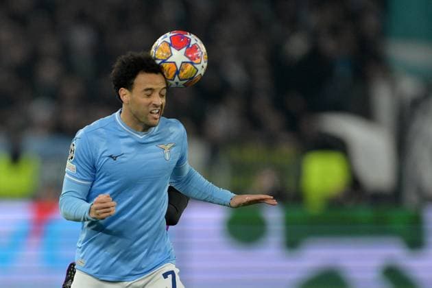 Foto Alfredo Falcone LaPresse 14 Febbraio 2024 Roma (Italia) calcio - Lazio vs Bayern Monaco - Andata ottavi di finale Uefa Champions League 2023 2024 - Stadio Olimpico di Roma. Nella foto: Felipe Anderson (SS Lazio); February 14, 2024 Rome (Italy) sport, soccer - SS Lazio vs FC Bayern Munich - Round of 16 first leg Uefa Champions League 2023 2024 - Olimpic Stadium in Rome. In the pic: Felipe Anderson (SS Lazio);  Copyright: xAlfredoxFalcone LaPressex