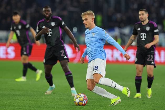 UEFA CHAMPIONS LEAGUE 2023-2024 - Round 16 - SS Lazio vs Bayern Munchen, Olympic Stadium in Rome Rome, Italy 14.2.2024: Gustav Isaksen of Lazio in action during the Uefa Champions League 2023-2024, round of 16 football match SS Lazio vs FC Bayern Mucnhen at Olympic Stadium in Rome. Rome Olympic italy italy Copyright: xmarcoxiacobucci