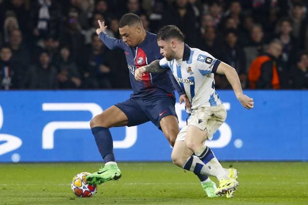 Kylian Mbappe (PSG) Vs Javier Galan Gil (Real Sociedad) FOOTBALL : Paris Saint Germain Vs Real Sociedad - Ligue des Champions - 14 02 2024 MichaelBaucher Panoramic 