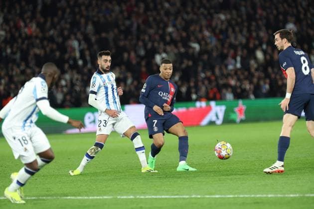 PSG - REAL SOCIEDAD PHOTOPQR LE PARISIEN Le Parisien Arnaud Journois ; PARIS ; 14 02 2024 ; FOOTBALL , LIGUE DES CHAMPIONS UEFA , HUITIEMES DE FINALE ALLER , 14 02 2024 , PARIS , PARC DES PRINCES PARIS SG - REAL SOCIEDAD PHOTO LE PARISIEN ARNAUD JOURNOIS Kylian Mbappé PARIS 75 France  Copyright: xPHOTOPQR LExPARISIEN MAXPPPxLexParisienx xArnaudxJournoisx 20240214LPA4877 20240214LPA4877