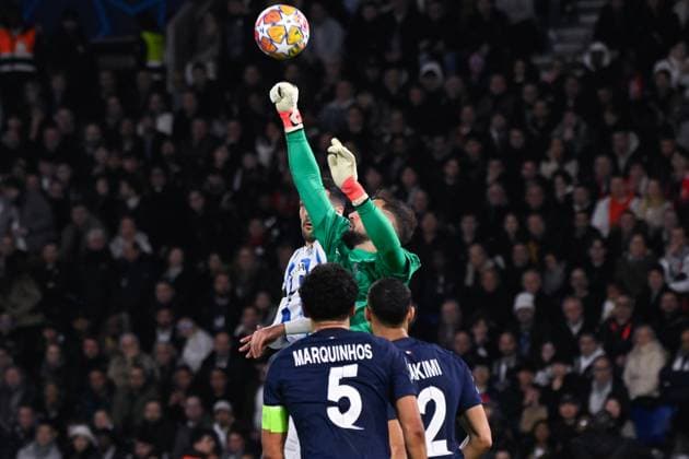 Gianluigi Donnarumma ( 99 - PSG ) during the UEFA Champions League match between PSG and Real Sociedad at Parc Des Princes on February 14, 2024 in Paris, France. ( Photo by federico pestellini panoramic ) - FOOTBALL : Paris Saint Germain vs Real Sociedad - Ligue des Champions - 14 02 2024 FedericoPestellini Panoramic 