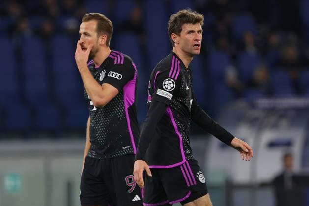 UEFA CHAMPIONS LEAGUE 2023-2024 - Round 16 - SS Lazio vs Bayern Munchen, Olympic Stadium in Rome Rome, Italy 14.2.2024: Harry Kane of Bayern Munchen, Thomas Muller of Bayern Munchen in action during the Uefa Champions League 2023-2024, round of 16 football match SS Lazio vs FC Bayern Mucnhen at Olympic Stadium in Rome. Rome Olympic italy italy Copyright: xmarcoxiacobucci