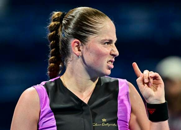 Qatar TotalEnergies Open - Day 4 Jelena Ostapenko of Latvia is reacting during her first-round match against Victoria Azarenka at the WTA, Tennis Damen 1000-Qatar TotalEnergies Open tennis tournament at the Khalifa International Tennis Complex in Doha, Qatar, on February 14, 2024. DOHA Qatar  Copyright: xNoushadxThekkayilx originalFilename:varittyakkal-qatartot240214_np0bK.jpg