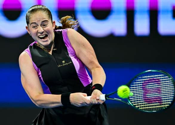 Qatar TotalEnergies Open - Day 4 Jelena Ostapenko from Latvia is playing in her first-round match against Victoria Azarenka at the WTA, Tennis Damen 1000-Qatar TotalEnergies Open tennis tournament at the Khalifa International Tennis Complex in Doha, Qatar, on February 14, 2024. DOHA Qatar  Copyright: xNoushadxThekkayilx originalFilename:varittyakkal-qatartot240214_npAl5.jpg