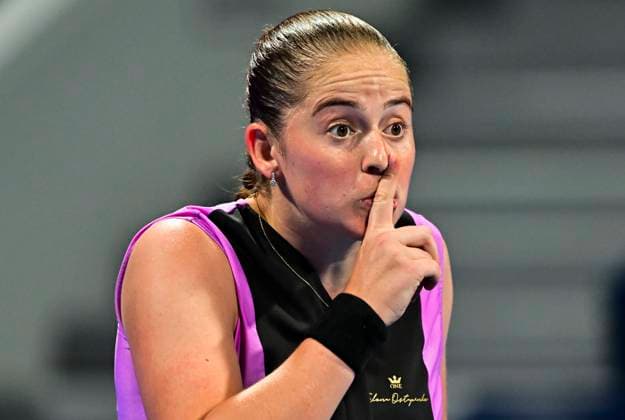Sport Bilder des Tages Qatar TotalEnergies Open - Day 4 Jelena Ostapenko of Latvia is reacting during her first-round match against Victoria Azarenka at the WTA, Tennis Damen 1000-Qatar TotalEnergies Open tennis tournament at the Khalifa International Tennis Complex in Doha, Qatar, on February 14, 2024. DOHA Qatar  Copyright: xNoushadxThekkayilx originalFilename:varittyakkal-qatartot240214_nprxc.jpg