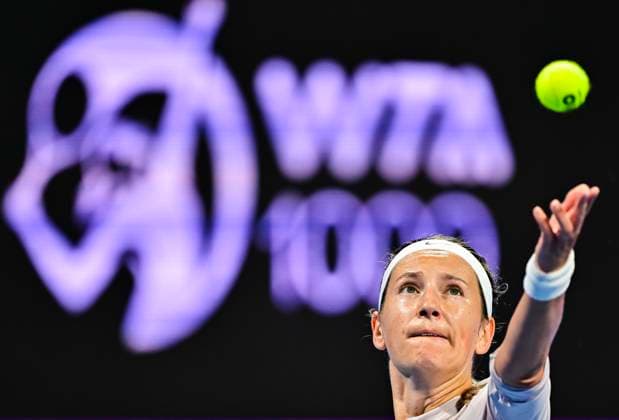 Qatar TotalEnergies Open - Day 4 Victoria Azarenka is playing in her first-round match against Jelena Ostapenko of Latvia at the WTA, Tennis Damen 1000-Qatar TotalEnergies Open tennis tournament at the Khalifa International Tennis Complex in Doha, Qatar, on February 14, 2024. DOHA Qatar  Copyright: xNoushadxThekkayilx originalFilename:varittyakkal-qatartot240215_npMWb.jpg
