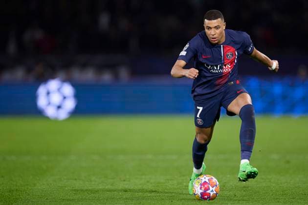Paris Saint-Germain v Real Sociedad: Round of 16 Leg One - UEFA Champions League 2023 2024 Kylian Mbappe of Paris Saint-Germain in action during the UEFA Champions League match between Paris Saint-Germain and Real Sociedad at Parc des Princes on February 14, 2024, in Paris, France. Paris Parc des Princes Paris France RL_PSGvRSO_105 Copyright: xRicardoxLarreinax