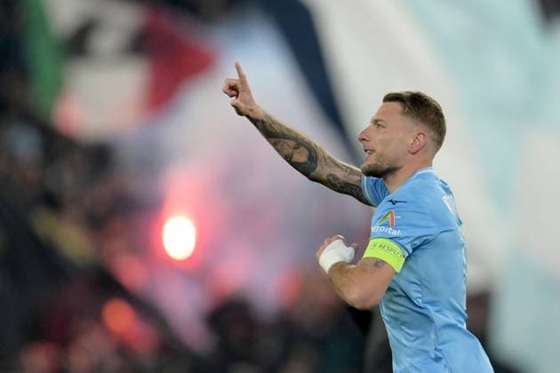 Foto Alfredo Falcone LaPresse 14 Febbraio 2024 Roma (Italia) calcio - Lazio vs Bayern Monaco - Andata ottavi di finale Uefa Champions League 2023 2024 - Stadio Olimpico di Roma. Nella foto: Ciro Immobile (SS Lazio); esultanza dopo il gol February 14, 2024 Rome (Italy) sport, soccer - SS Lazio vs FC Bayern Munich - Round of 16 first leg Uefa Champions League 2023 2024 - Olimpic Stadium in Rome. In the pic: Ciro Immobile (SS Lazio); celebrates  Copyright: xAlfredoxFalcone LaPressex