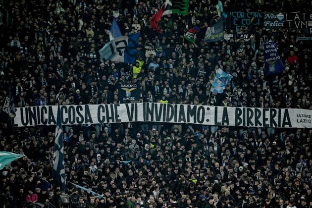 Foto Alfredo Falcone LaPresse 14 Febbraio 2024 Roma (Italia) calcio - Lazio vs Bayern Monaco - Andata ottavi di finale Uefa Champions League 2023 2024 - Stadio Olimpico di Roma. Nella foto: tifosi Lazio February 14, 2024 Rome (Italy) sport, soccer - SS Lazio vs FC Bayern Munich - Round of 16 first leg Uefa Champions League 2023 2024 - Olimpic Stadium in Rome. In the pic: Lazio supporters  Copyright: xAlfredoxFalcone LaPressex