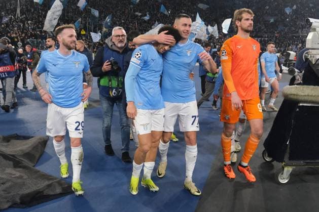 UEFA Champions League SS Lazio vs Bayern Munich Lazio celebrate victory match during the UEFA Champions League Round of 16, first-leg football match between SS Lazio vs Bayern Munich in Rome, on February 14, 2024. DSCF1587 Copyright: xAntonioxBalascox