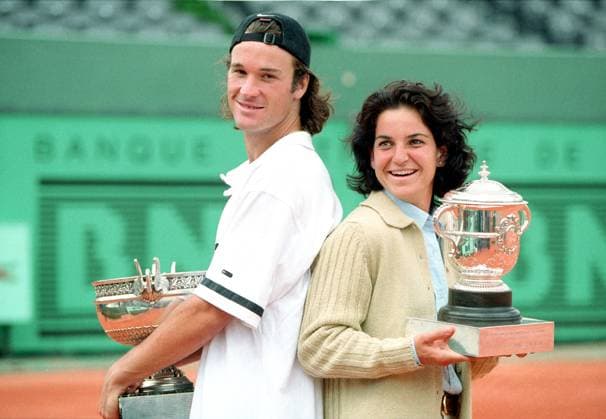 Tennis: Roland-Garros Tournament In Paris, France On June 07, 1998. The Winners Carlos Moya & Arantxa Sanchez (Espane). 