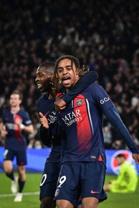 Champions League - PSG v Real Sociedad Paris Saint-Germain s forward Bradley Barcola (R) celebrates scoring a goal during the UEFA Champions League football match between Paris Saint-Germain and Real Sociedad at the Parc des Princes stadium in Paris, France on February 14, 2024. Photo by Firas Abdullah ABACAPRESS.COM Paris Ã?le-de-France France  Copyright: xAbdullahxFiras ABACAx