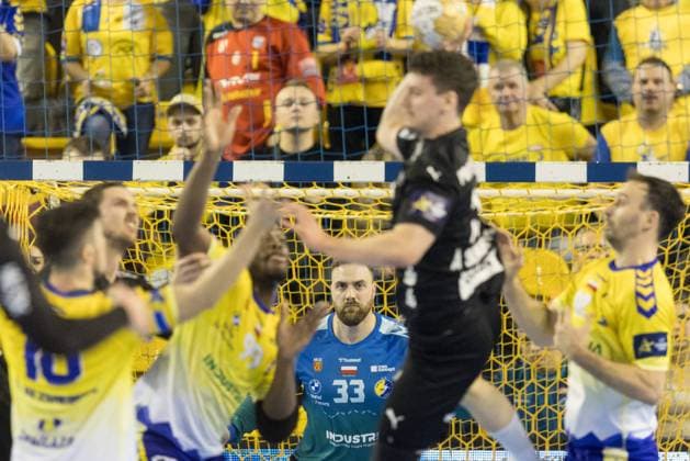 Industria Kielce v THW Kiel - EHF Champions League Andreas Wolff is playing during the EHF Champions League match between Industria Kielce and THW Kiel in Poland, on February 14, 2024. Kielce Poland  Copyright: xFotoxOlimpikx originalFilename:jastrzebowski-industri240214_npSEX.jpg