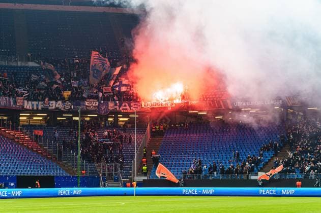 Pyrotechnics Begalo Fans Ultras Olympique de Marseille GER, Shakhtar Donetsk vs Olympique de Marseille, Football, Europa League, Play offs, Season 2023 2024, 15 02 2024 GER, Shakhtar Donetsk vs Olympique de Marseille, Football, Europa League, Play offs, Season 2023 2024, 15 02 2024 Hamburg Copyright: xEibner-Pressefoto MarcelxvonxFehrnx EP_MFN
