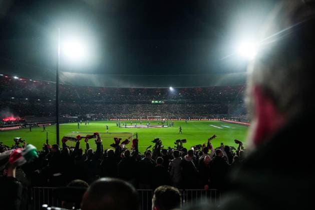 UEFA Europa League: Feyenoord v AS Roma Rotterdam - Fans of Feyenoord during the 1st leg of the UEFA Europa League Knockout Round Play-offs between Feyenoord v AS Roma at Stadion Feijenoord De Kuip on 15 February 2024 in Rotterdam, The Netherlands. Copyright: xYannickxVerhoevenx