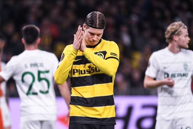 BERN, SWITZERLAND FEBRUARY 15 Cedric Itten of BSC Young Boys during the UEFA Europa League 2023 24 round of 16 first leg match between BSC Young Boys and Sporting CP at Stadion Wankdorf on February 15, 2024 in Bern, Switzerland Copyright: xJustPictures.ch ManuelxWinterbergerx jp-en-EuSpIm-MWI_1941-20240215