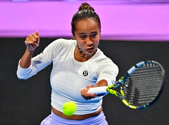 Qatar TotalEnergies Open - Day 5 Leylah Fernandez of Canada is competing in her quarter-final match against Elena Rybakina of Kazakhstan at the WTA, Tennis Damen 1000-Qatar TotalEnergies Open tennis tournament at the Khalifa International Tennis Complex in Doha, Qatar, on February 15, 2024. DOHA Qatar  Copyright: xNoushadxThekkayilx originalFilename:varittyakkal-qatartot240215_npgNr.jpg
