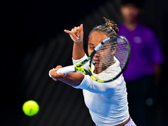 Qatar TotalEnergies Open - Day 5 Leylah Fernandez of Canada is competing in her quarter-final match against Elena Rybakina of Kazakhstan at the WTA, Tennis Damen 1000-Qatar TotalEnergies Open tennis tournament at the Khalifa International Tennis Complex in Doha, Qatar, on February 15, 2024. DOHA Qatar  Copyright: xNoushadxThekkayilx originalFilename:varittyakkal-qatartot240215_np03P.jpg