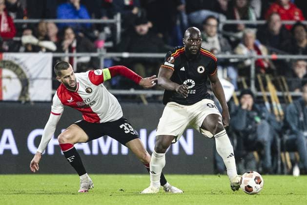 ROTTERDAM, 15-2-2024, Stadium de Kuip, 2023 2024, UEFA Europa League, intermediate round, Feyenoord - AS Roma, Feyenoord player David Hancko, Roma player Romelu Lukaku. Feyenoord - Roma  x24270251x Copyright: