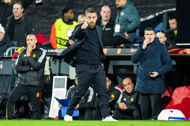 UEFA Europa League: Feyenoord v AS Roma Rotterdam - AS Roma coach Daniele De Rossi during the 1st leg of the UEFA Europa League Knockout Round Play-offs between Feyenoord v AS Roma at Stadion Feijenoord De Kuip on 15 February 2024 in Rotterdam, The Netherlands. Copyright: xYannickxVerhoevenx