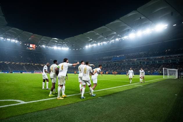 UEFA Europa League 2023 24 Shakhtar Olympique Marseille 15 02 2024 Olympique Marseille celebrating after the goal by Iliman Ndiaye Olympique Marseille, 29 , Olympique Marseille celebrating UEFA Europa League 2023 24 Shakhtar Olympique Marseille Hamburg, Volksparkstadion, 15 02 2024 Copyright: xBEAUTIFULxSPORTS Buriakovx
