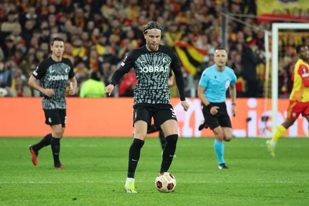 Lucas HÖLER (SC Freiburg) lors du match de l UEFA Europa League entre le RC Lens et SC Fribourg, stade Bollaert-Delelis, le 15 fÃ vrier 2024 FOOTBALL : RC LENS vs SC FREIBURG - UEFA EUROPA LEAGUE - 15 02 2024 LaurentSanson Panoramic 