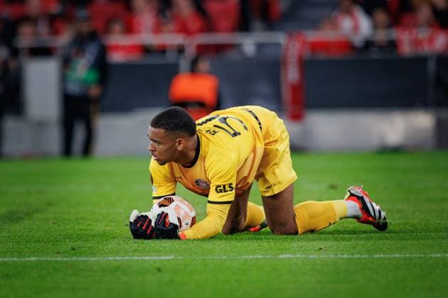 Guillaume Restes during UEFA Europa League 23 24 game between SL Benfica and Toulouse FC at Estadio Da Luz, Lisbon, Portugal. (Maciej Rogowski) Lisbon Estadio Da Luz Portugal Copyright: xMaciejxRogowskix slbtoulpouse-13