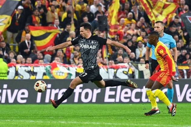 Nicolas Hofler ( 27 - Fribourg ) during the UEFA Europa League match between Racing Club Lens and SC Freiburg at Stade Felix Bollaert on February 15, 2024 in Lens, France. ( Photo by federico pestellini panoramic ) - FOOTBALL : Lens vs Fribourg - Europa League - 15 02 2024 FedericoPestellini Panoramic 