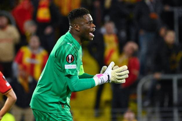 Brice Samba ( 30 - Lens ) reacts during the UEFA Europa League match between Racing Club Lens and SC Freiburg at Stade Felix Bollaert on February 15, 2024 in Lens, France. ( Photo by federico pestellini panoramic ) - FOOTBALL : Lens vs Fribourg - Europa League - 15 02 2024 FedericoPestellini Panoramic 