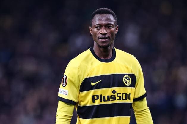 BERN, SWITZERLAND FEBRUARY 15 Mohamed Camara of BSC Young Boys during the UEFA Europa League 2023 24 round of 16 first leg match between BSC Young Boys and Sporting CP at Stadion Wankdorf on February 15, 2024 in Bern, Switzerland Bern Stadion Wankdorf Bern Switzerland Copyright: xJustPictures.ch LuigixRizzox jp-en-EuSpIm-AN0I8911-20240112