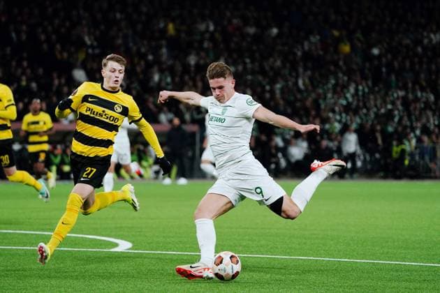 Anton Geisser 15 02 2024 Stadion Wankdorf Football Men Season 2023 2024 Europa League BSC Young Boys Sporting Clube de Portugal Picture Levin Blum YB vs Viktor Gyoerkeres Sporting Lisbon r Action duel