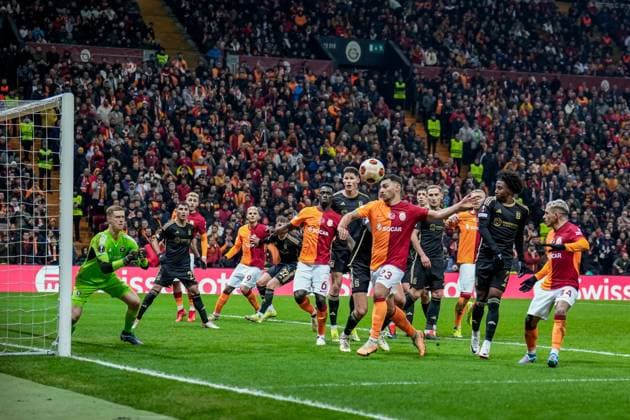 776092860 Kaan Ayhan of Galatasaray in action during the match. Galatasaray and Sparta Praha faced each other in the UEFA Europa League, the match took place at Rams Park in Istanbul, Turkey on February 15, 2024 Istanbul Istanbul Turkey Copyright: xYagizxGurtugx