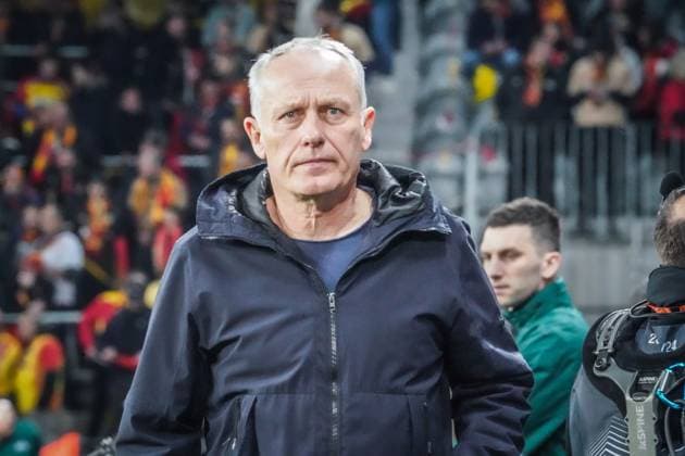 Soccer UEFA Europa League 2023 2024, k o rounds play offs, RC Lens SC Freiburg, Stadion Bollaert Delelis Lens Freiburg coach Christian Streich Lens Bollaert Delelis Stadium France Copyright: xJoeranxSteinsiekx