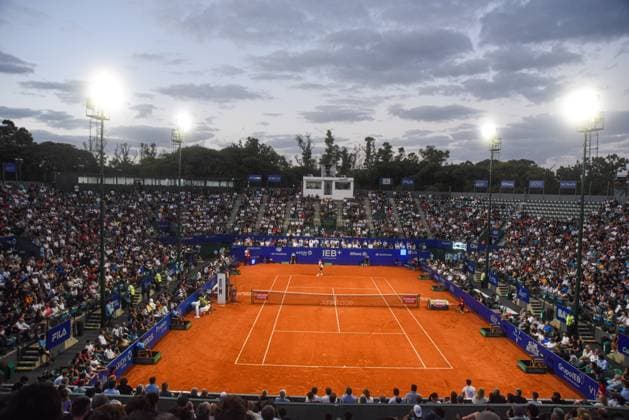 Argentina Open ATP, Tennis Herren 250 - Day 3 Carlos Alcaraz is playing against Camilo Ugo Carabelli during a singles tennis match at the Argentina Open, at the Guillermo Vilas Stadium, in Buenos Aires, Argentina, on February 15, 2024. Buenos Aires Argentina  Copyright: xGabrielxSotelox originalFilename:sotelo-notitle240215_npHE3.jpg