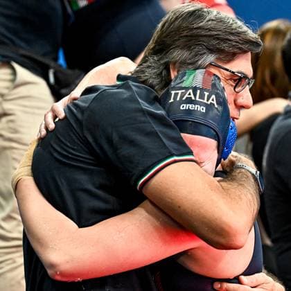 Members of team Italy celebrate the Olympic qualification after the Water polo, Wasserball women classification 7th 8th place match between team Canada (white caps) and team Italy (blue caps) of the 21st World Aquatics Championships at the Aspire Dome in Doha (Qatar), February 16, 2024. GiorgioXScala