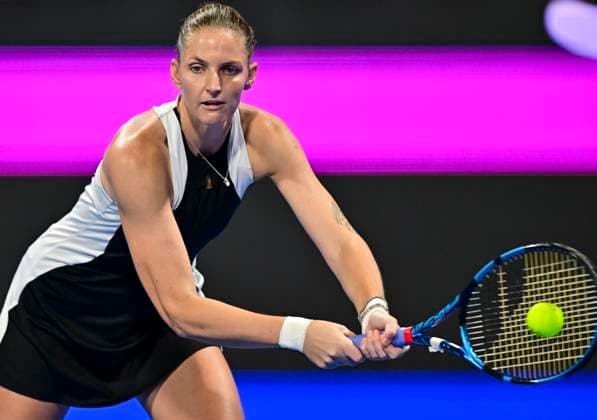Qatar TotalEnergies Open - Day 5 Karolina Pliskova from the Czech Republic is playing in her quarterfinal match against Naomi Osaka of Japan at the WTA, Tennis Damen 1000-Qatar TotalEnergies Open tennis tournament at the Khalifa International Tennis Complex in Doha, Qatar, on February 15, 2024. DOHA Qatar  Copyright: xNoushadxThekkayilx originalFilename:varittyakkal-qatartot240216_np6RP.jpg