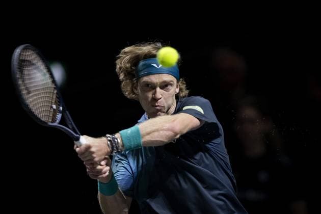 ROTTERDAM - Andrey Rublev (RUS) in action against Alex de Minaur (AUS) on the fifth day of the ABN AMRO Open tennis tournament in Ahoy. ANP SANDER KONING ABN AMRO Open 2024 xVIxANPxSportx xxANPxIVx 491261985 originalFilename: 491261985.jpg