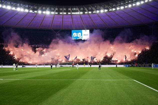 Mood picture Olympiastadion Berlin, Hertha BSC Berlin Fans, Pyrotechnics, GER, Hertha BSC vs 1 FC Magdeburg, Soccer Men, 2 Bundesliga, Season 2023 2024, 22 Matchday, 16 02 2024 DFL REGULATIONS PROHIBIT ANY USE OF PHOTOGRAPHS AS IMAGE SEQUENCES AND OR QUASI VIDEO GER, Hertha BSC vs 1 FC Magdeburg, Soccer Men, 2 Bundesliga, Season 2023 2024, 22 Matchday, 16 02 2024 Berlin Copyright: xEibner-Pressefotox xClaudiusxRaux EP_CRH