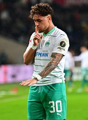 16 02 2024 Soccer Season 2023 2024 2 Soccer Bundesliga 22 Matchday Hannover 96 H96 SpVgg Greuther Fürth Kleeblatt Sportfoto Zink xwoxzix DFL regulations prohibit any use of photographs as image sequences and or quasi video only for editorial use Torjubel Jubel nach Treffer Torschuß zum 0 1 durch Armindo Sieb 30, SpVgg Greuther Fürth